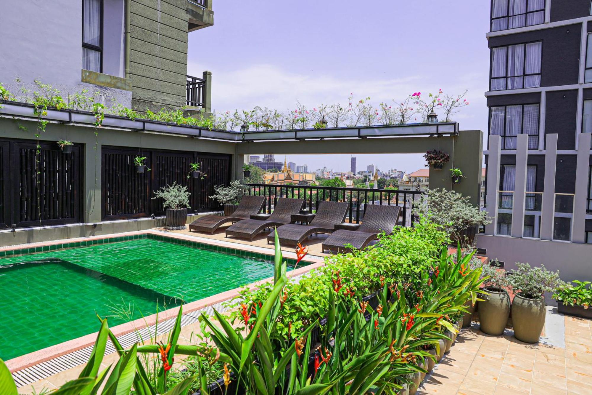 Apsor Palace Hotel Phnom Penh Zewnętrze zdjęcie